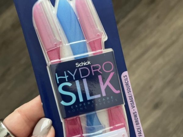Schick Hydro Silk Touch-Up Dermaplaning Tool, 3 ct only $2.50 shipped!